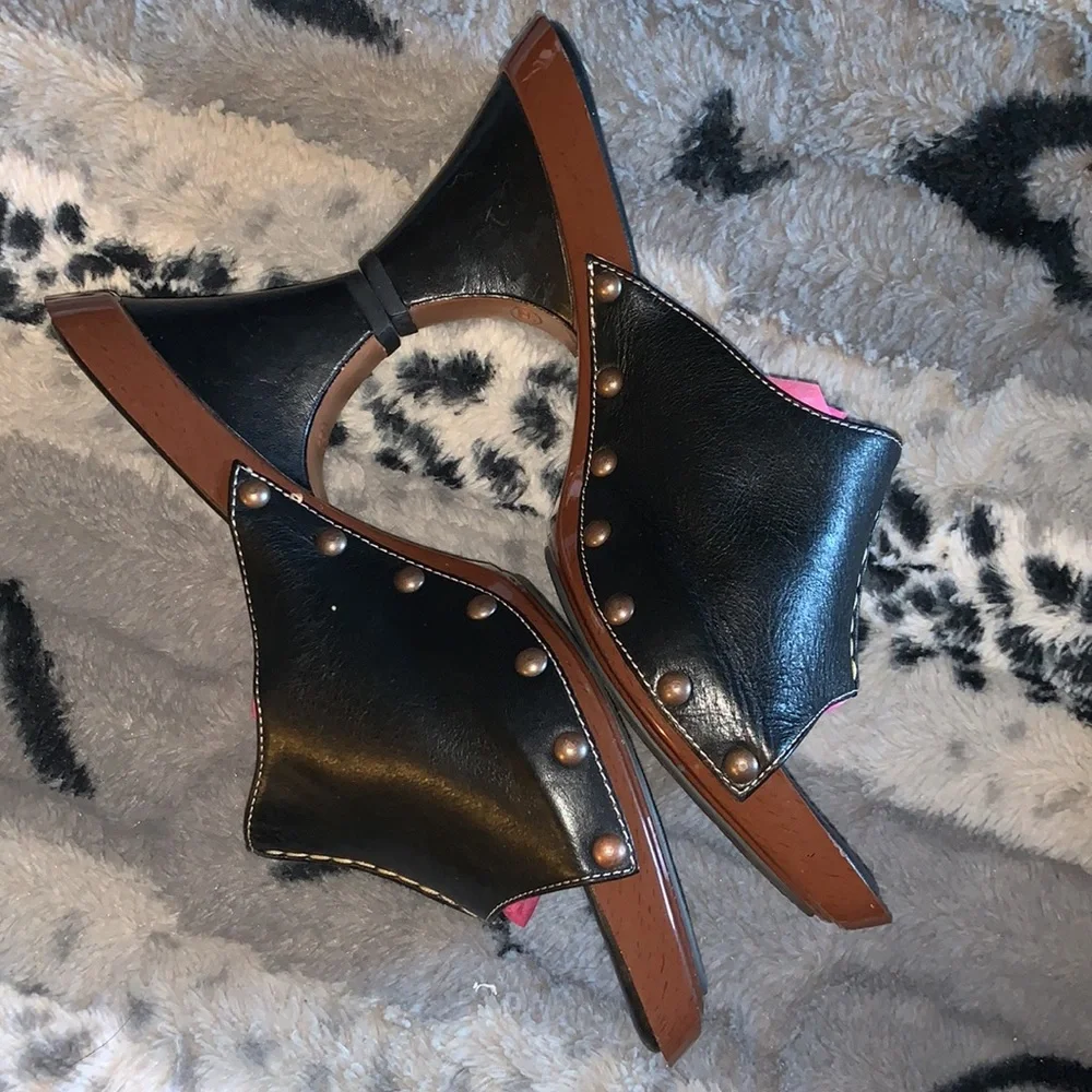 Sofft Leather Open Toe Sandals / Heels — 9.5